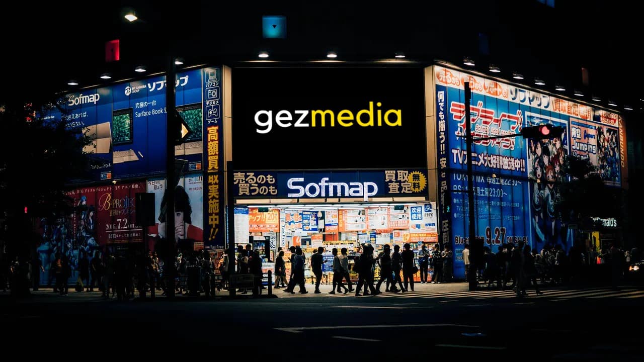 gezmedia-street-signboard